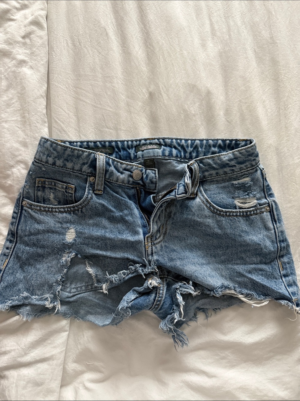 Classic Distressed Denim Women's Shorts - Blue
